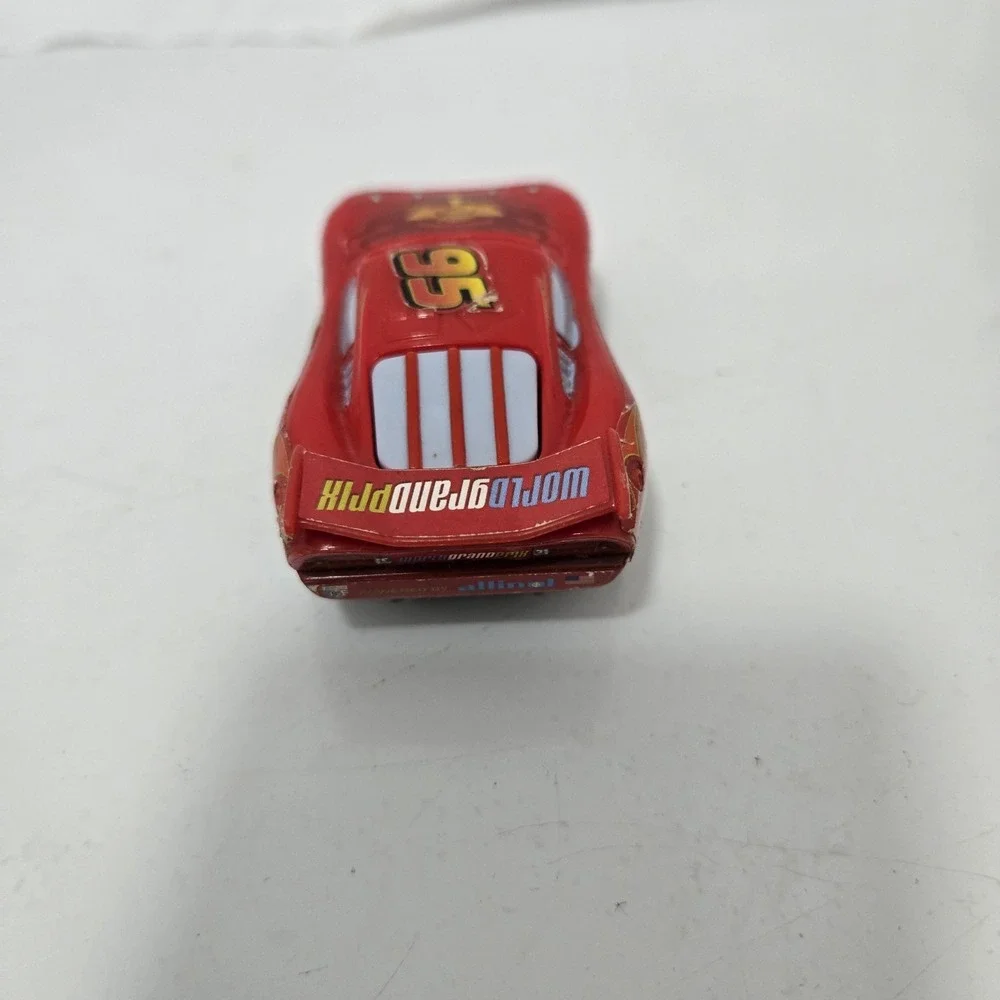 Disney Pixar Cars Lightning McQueen & Fillmore Diecast Toy Cars Lot of 2 Mattel